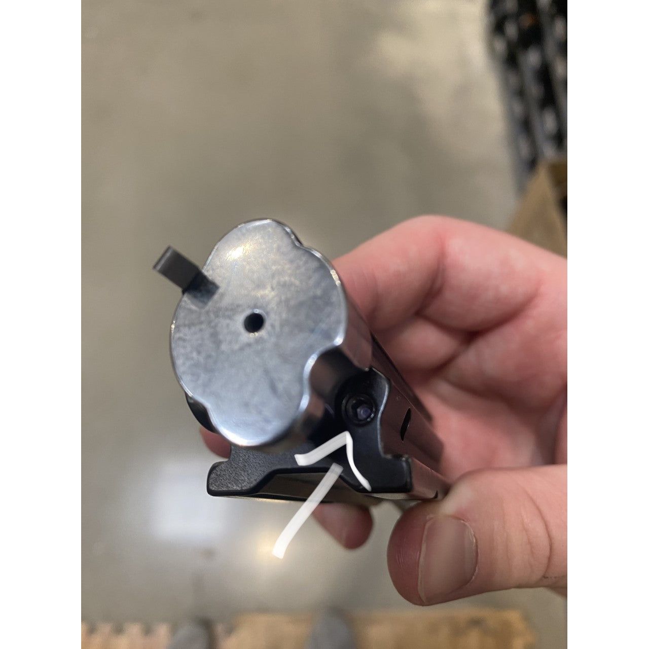RETAY BOLT HANDLE